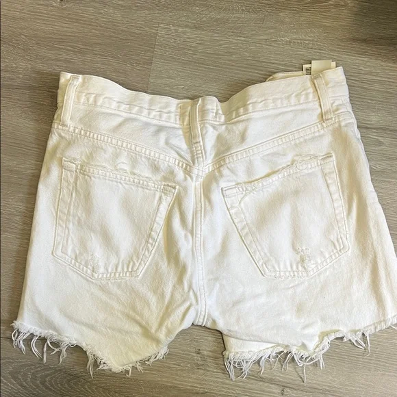 AGOLDE White High-Rise Button-Fly Frayed Denim Shorts - Picture 3 of 5